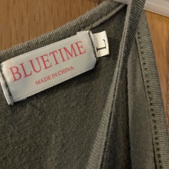 *3/$15* High Neck Tank Top Blouse - Picture 3 of 3